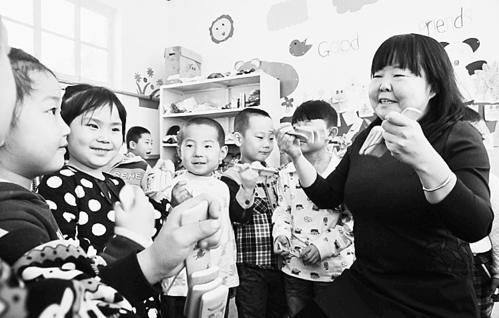 广灵县壶泉二中心幼儿园开展游戏化教学活动